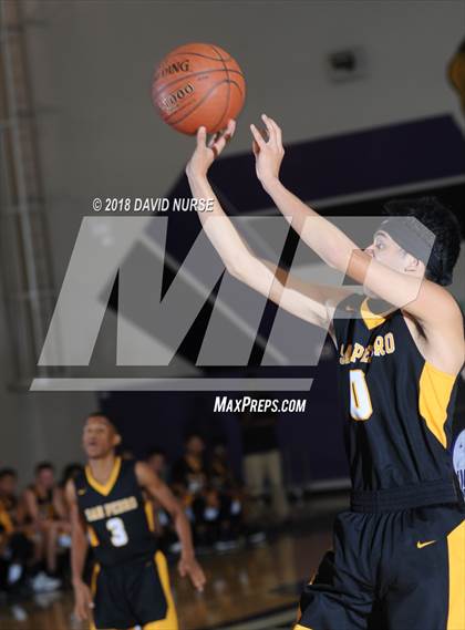 Thumbnail 1 in Eastside vs. San Pedro photogallery.
