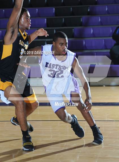 Thumbnail 2 in Eastside vs. San Pedro photogallery.