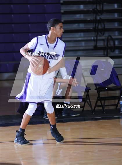 Thumbnail 3 in Eastside vs. San Pedro photogallery.
