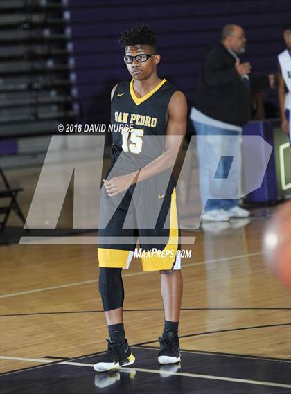Thumbnail 1 in Eastside vs. San Pedro photogallery.