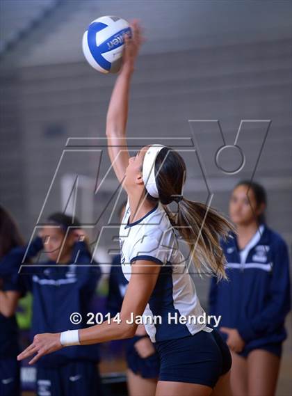 Thumbnail 1 in Kamehameha vs. Redondo Union (Durango Fall Classic) photogallery.