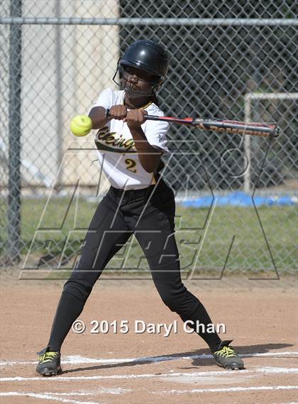 Thumbnail 2 in La Canada @ Blair photogallery.
