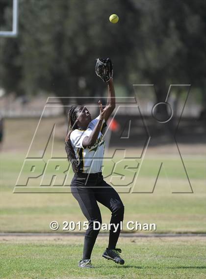 Thumbnail 1 in La Canada @ Blair photogallery.