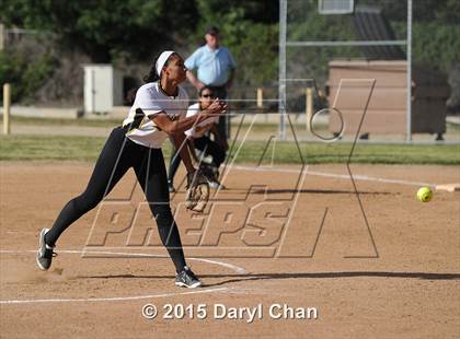 Thumbnail 2 in La Canada @ Blair photogallery.