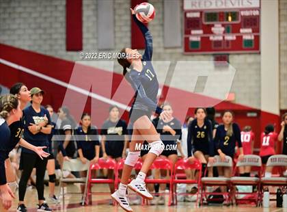 Thumbnail 3 in San Marcos vs Mater Dei Catholic (Sweetwater JV Tournament) photogallery.