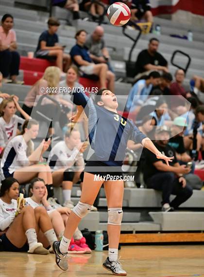 Thumbnail 1 in San Marcos vs Mater Dei Catholic (Sweetwater JV Tournament) photogallery.