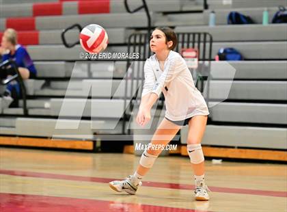Thumbnail 1 in San Marcos vs Mater Dei Catholic (Sweetwater JV Tournament) photogallery.