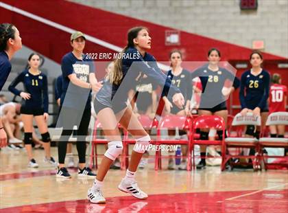 Thumbnail 1 in San Marcos vs Mater Dei Catholic (Sweetwater JV Tournament) photogallery.