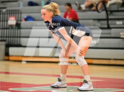Thumbnail 2 in San Marcos vs Mater Dei Catholic (Sweetwater JV Tournament) photogallery.