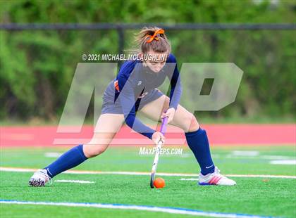 Thumbnail 2 in Manhasset vs Locust Valley (Section VIII Class B Final) photogallery.