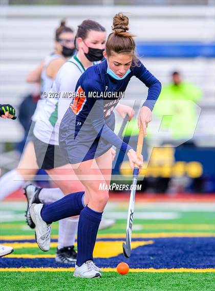 Thumbnail 2 in Manhasset vs Locust Valley (Section VIII Class B Final) photogallery.