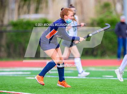 Thumbnail 3 in Manhasset vs Locust Valley (Section VIII Class B Final) photogallery.