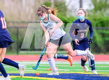 Thumbnail 1 in Manhasset vs Locust Valley (Section VIII Class B Final) photogallery.