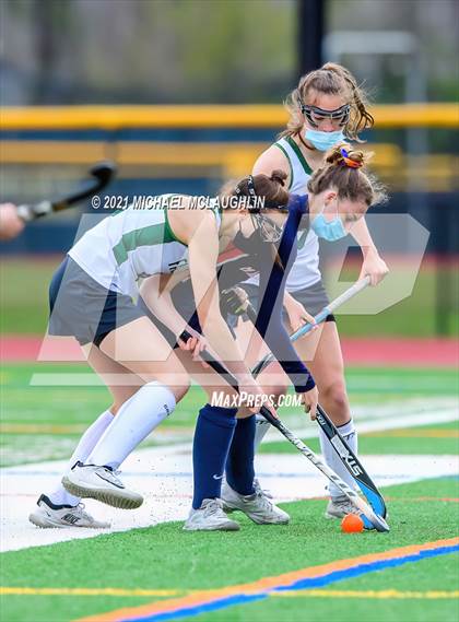 Thumbnail 2 in Manhasset vs Locust Valley (Section VIII Class B Final) photogallery.