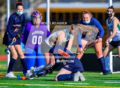 Thumbnail 3 in Manhasset vs Locust Valley (Section VIII Class B Final) photogallery.