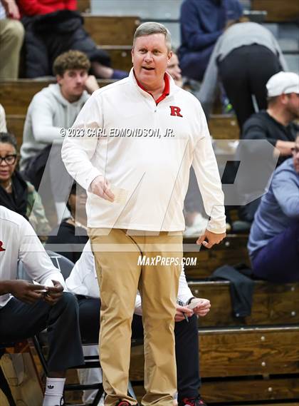 Thumbnail 2 in Central Catholic @ Rossview photogallery.