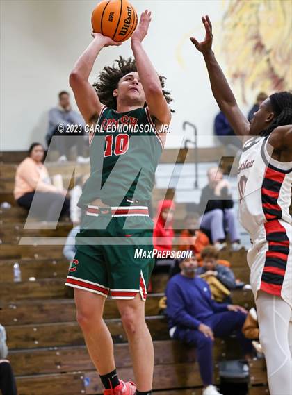 Thumbnail 3 in Central Catholic @ Rossview photogallery.