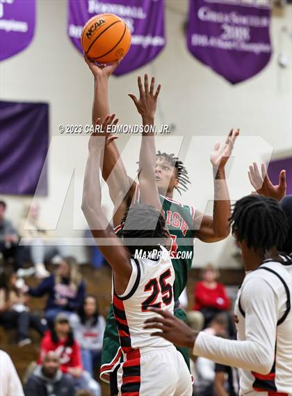 Thumbnail 3 in Central Catholic @ Rossview photogallery.