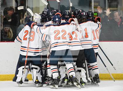 Thumbnail 3 in North Haven @ Lyman Hall photogallery.