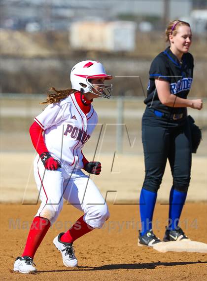Thumbnail 3 in Sunnyvale vs Ponder (LCS/Argyle Softball Tournament) photogallery.