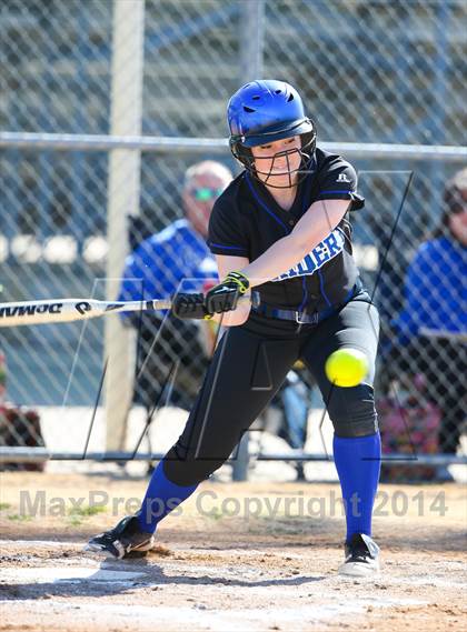 Thumbnail 2 in Sunnyvale vs Ponder (LCS/Argyle Softball Tournament) photogallery.