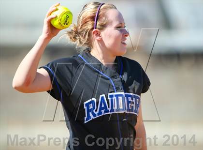 Thumbnail 3 in Sunnyvale vs Ponder (LCS/Argyle Softball Tournament) photogallery.