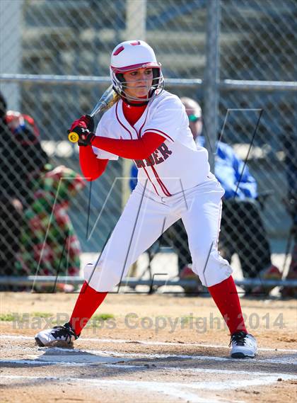 Thumbnail 2 in Sunnyvale vs Ponder (LCS/Argyle Softball Tournament) photogallery.