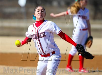 Thumbnail 3 in Sunnyvale vs Ponder (LCS/Argyle Softball Tournament) photogallery.