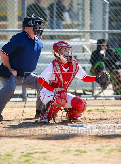 Thumbnail 3 in Sunnyvale vs Ponder (LCS/Argyle Softball Tournament) photogallery.