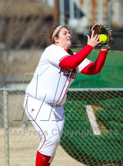 Thumbnail 1 in Sunnyvale vs Ponder (LCS/Argyle Softball Tournament) photogallery.