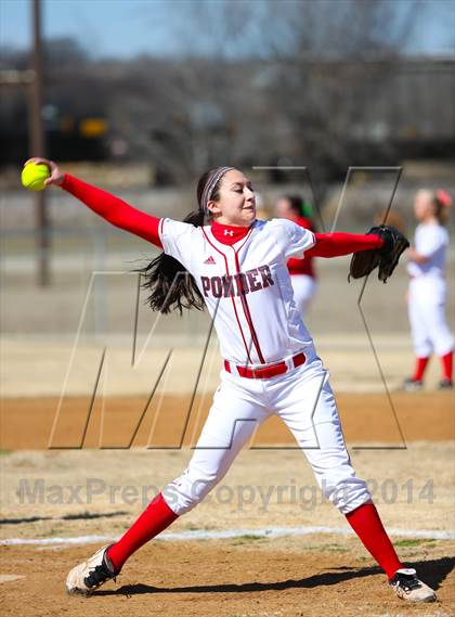 Thumbnail 1 in Sunnyvale vs Ponder (LCS/Argyle Softball Tournament) photogallery.