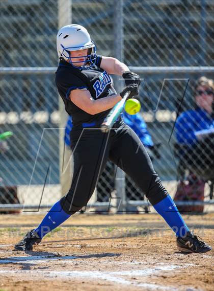 Thumbnail 2 in Sunnyvale vs Ponder (LCS/Argyle Softball Tournament) photogallery.
