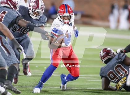 Thumbnail 1 in Duncanville vs. Mesquite (UIL 6A Area Playoff) photogallery.