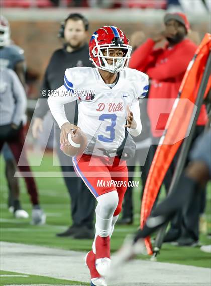 Thumbnail 3 in Duncanville vs. Mesquite (UIL 6A Area Playoff) photogallery.