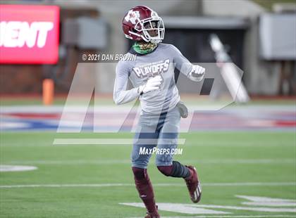 Thumbnail 1 in Duncanville vs. Mesquite (UIL 6A Area Playoff) photogallery.