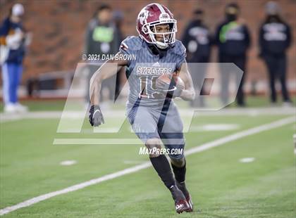 Thumbnail 3 in Duncanville vs. Mesquite (UIL 6A Area Playoff) photogallery.