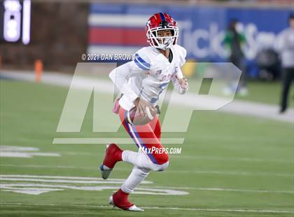 Thumbnail 2 in Duncanville vs. Mesquite (UIL 6A Area Playoff) photogallery.
