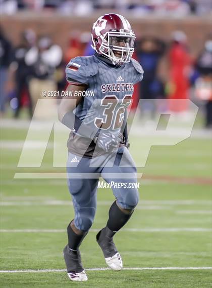 Thumbnail 2 in Duncanville vs. Mesquite (UIL 6A Area Playoff) photogallery.