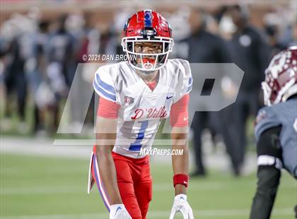 Thumbnail 1 in Duncanville vs. Mesquite (UIL 6A Area Playoff) photogallery.