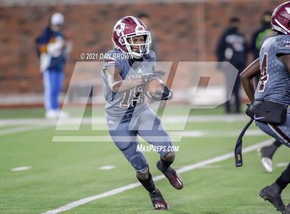 Thumbnail 2 in Duncanville vs. Mesquite (UIL 6A Area Playoff) photogallery.