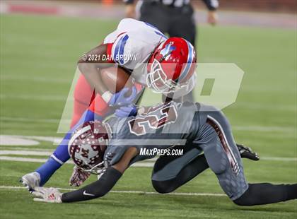 Thumbnail 1 in Duncanville vs. Mesquite (UIL 6A Area Playoff) photogallery.