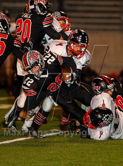 Thumbnail 3 in Hart vs. Palos Verdes (CIF SS Playoffs) photogallery.