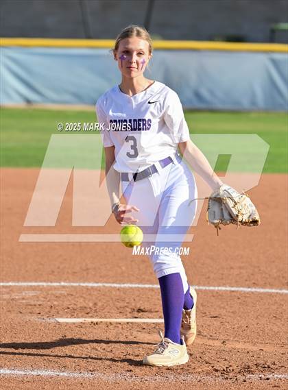 Thumbnail 3 in Yuma Catholic @ Northwest Christian photogallery.
