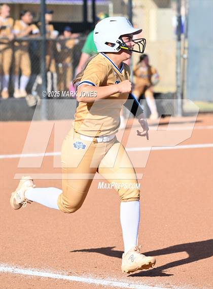 Thumbnail 2 in Yuma Catholic @ Northwest Christian photogallery.