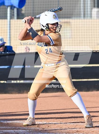 Thumbnail 2 in Yuma Catholic @ Northwest Christian photogallery.