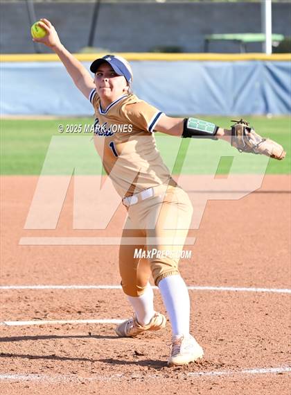Thumbnail 3 in Yuma Catholic @ Northwest Christian photogallery.