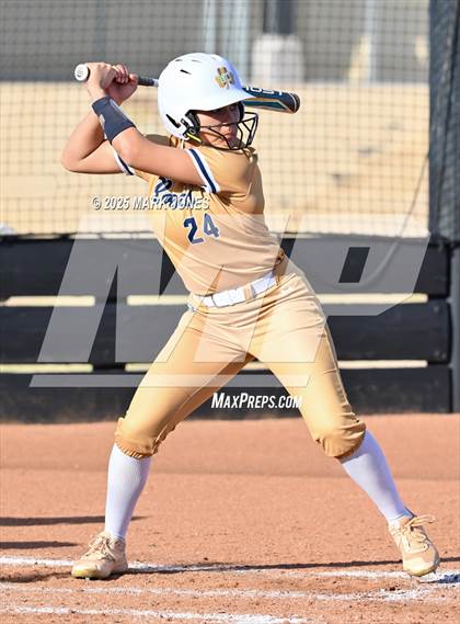 Thumbnail 2 in Yuma Catholic @ Northwest Christian photogallery.