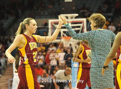 Thumbnail 1 in Hickory vs. Chapel Hill (NCHSAA 3A Final) photogallery.