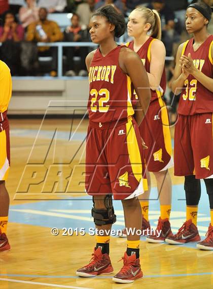 Thumbnail 1 in Hickory vs. Chapel Hill (NCHSAA 3A Final) photogallery.