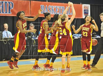 Thumbnail 3 in Hickory vs. Chapel Hill (NCHSAA 3A Final) photogallery.